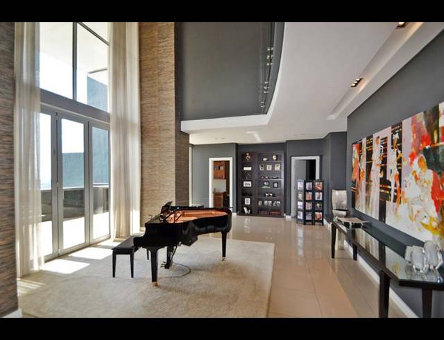 5 BEDROOM APARTMENT FOR SALE IN MORNINGSIDE